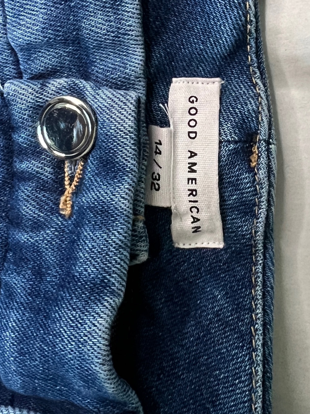 Good American Good Legs Flare Jeans Blue843 Hemmed 29" Inseam Sz 14/32 - Picture 5 of 9